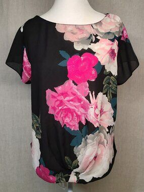 EUC INC International Concepts Black and Pink Floral Top Size L